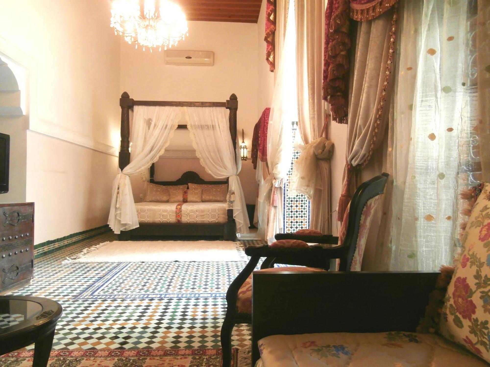 Riad-Boutique Borj Dhab Fez Hotel Room photo